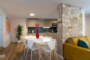 A CASA DI LUPO
